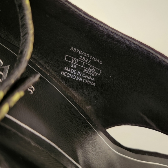 Zara Heeled Sandals features a lime green & black Embossed snakeskin print - Picture 10 of 13